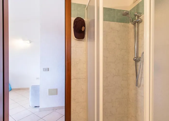 Casa Pineta شقة رينا ماجور